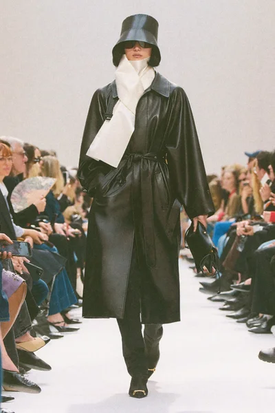 Look 20
